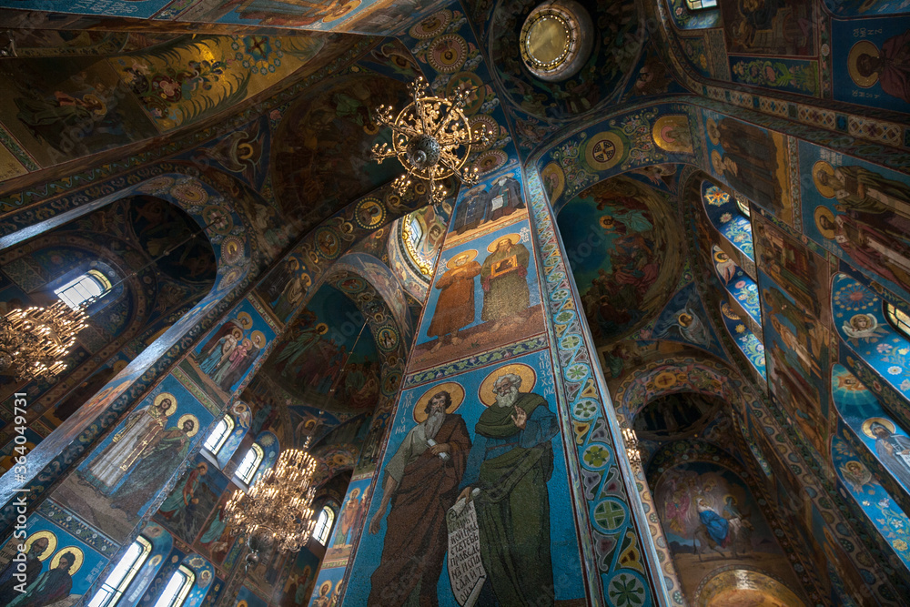 Obraz premium Interior of Church of the Savior on Blood (renovate statue), famous attractions in Saint Petersburg, Russia
