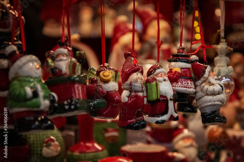 .cute ceramic souvenirs at the christmas market © Gioia