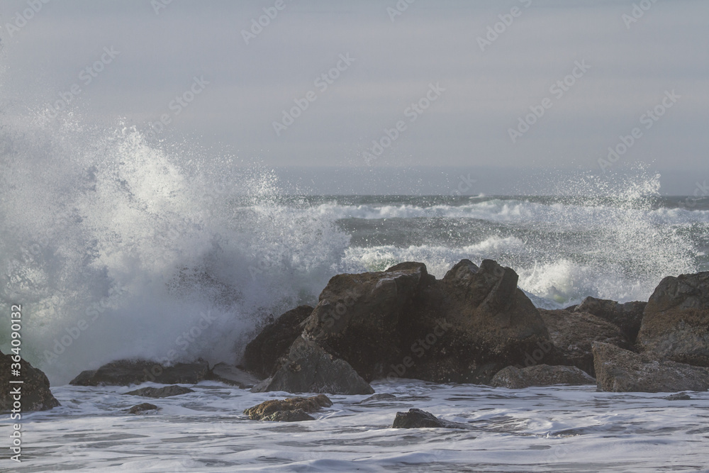 Powerful waves splashing