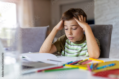 Fotomurale Boy having problems with homework