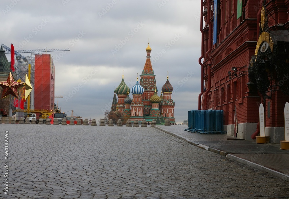 Fototapeta premium red square and st basil cathedral with no people