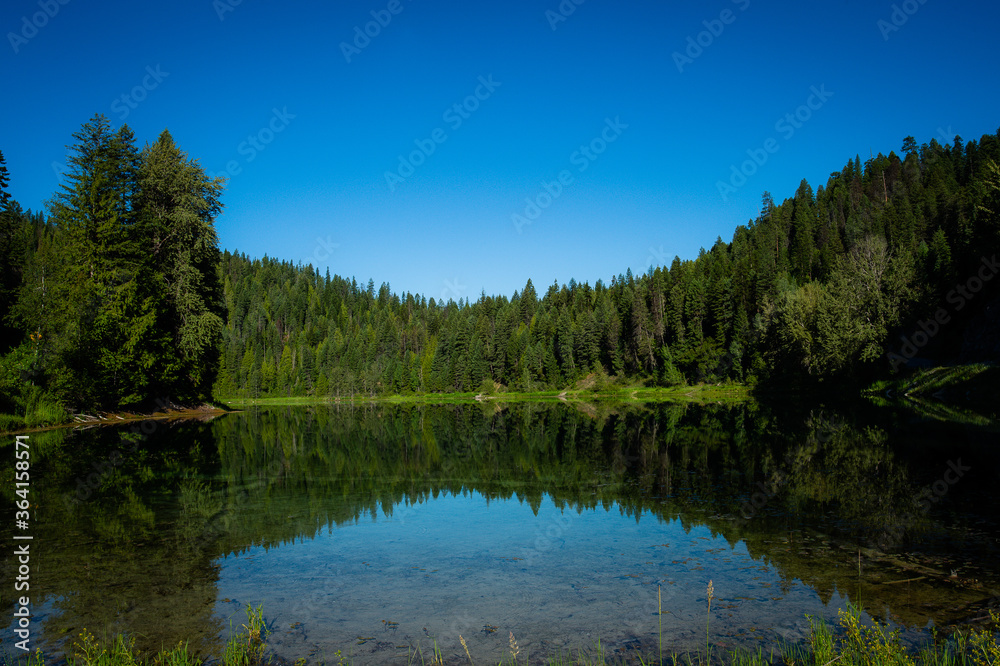 Fototapeta premium Crescent Lake