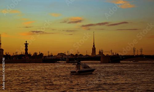 Белые ночи в Санкт-Петербурге