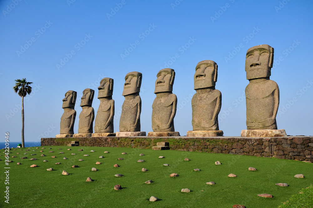 サンメッセ宮崎の絶景　A good view of the Moai statue in Japan