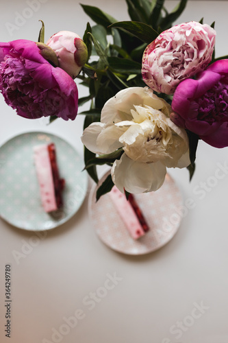 Flowers & Cake