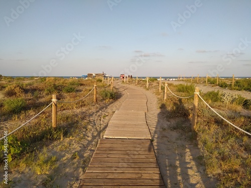 path to the beach