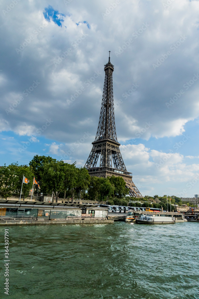 Various views of the Eiffel tower 