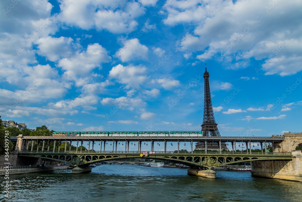 Fototapeta premium Various views of the Eiffel tower
