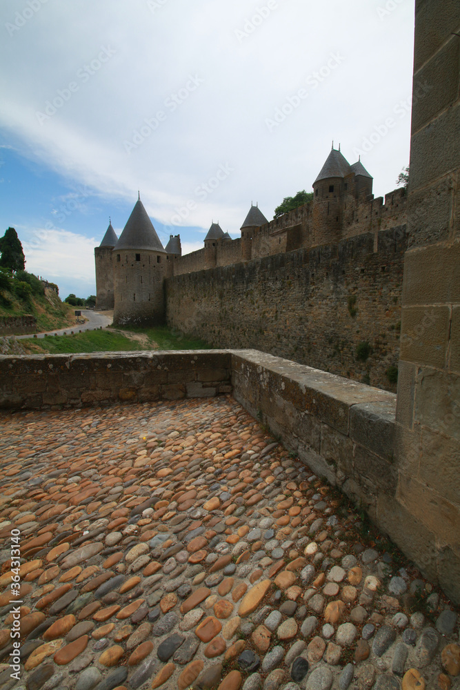 Les remparts de la cité médiévale de Carcassonne en France
