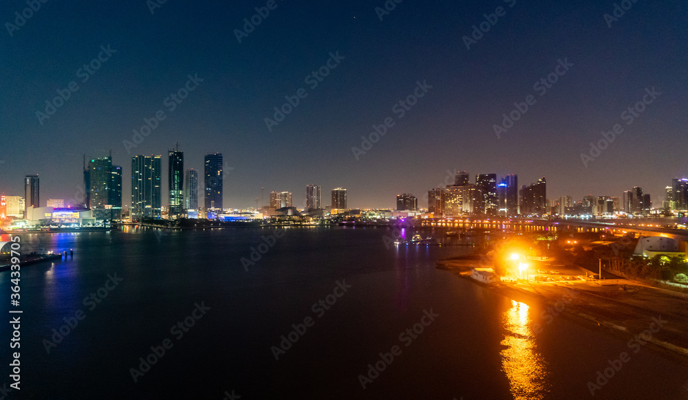 Obraz premium Early Morning Downtown Miami 