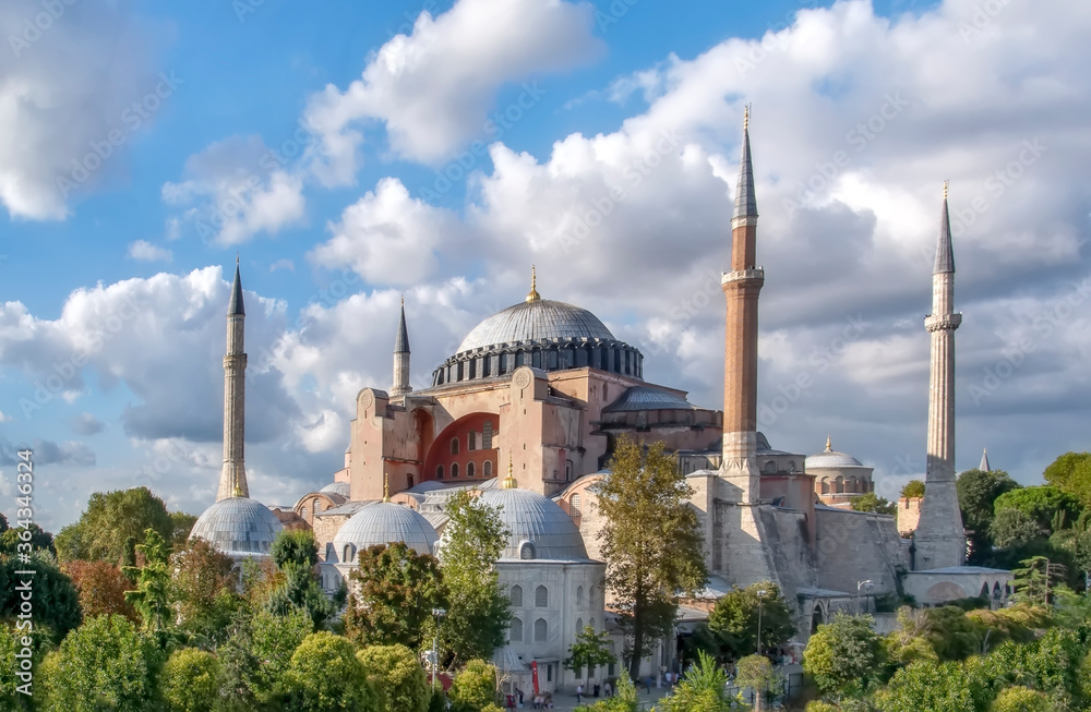 Naklejka premium Istanbul Turkey – April 05, 2019: Sunny day architecture and Hagia Sophia Museum, in Eminonu, istanbul, Turkey 