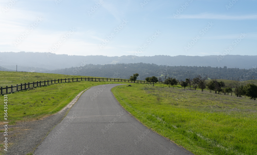 Stanford Dish hiking trail at Palo alto, CA, USA 