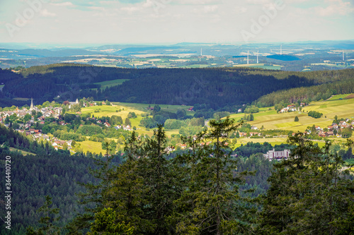 Ausblick im Fichtelgebirge vom Haberstein Schneeberg in die Landschaft im Sommer