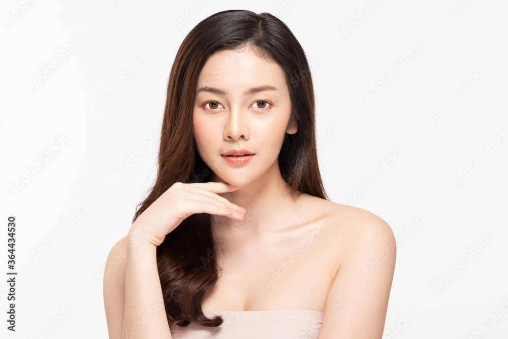 Beauty asian women touching soft chinskin close up face beauty . Beauty asian women touching soft chinskin close up face beauty .