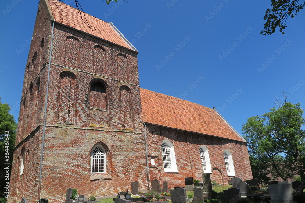 Dorfkirche von Suurhusen, Ostfriesland Dorfkirche von Suurhusen, Ostfriesland