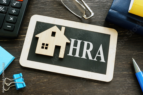 Papier peint HRA house rent allowance word and small home.