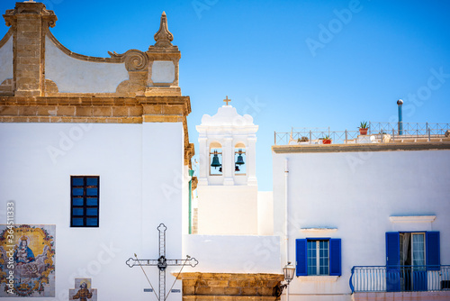 Cuadro en lienzo Gallipoli characteristic old town, Puglia Region, South Italy