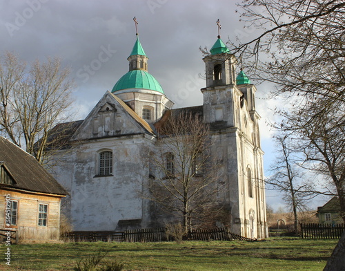 Astonishing 18th century Holy Trinity Church in Benitsa village, Belarus photo