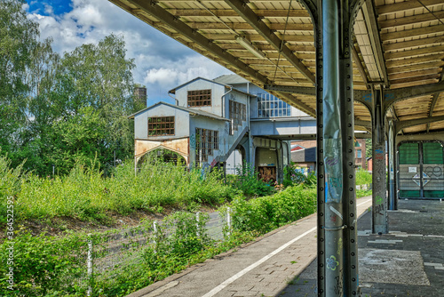 Verlassener öffentlich zugänglicher Bahnhof in Solingen © hespasoft