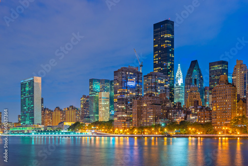 New York City midtown Manhattan cityscape on the East River