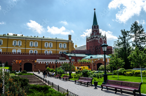 Fototapeta Naklejka Na Ścianę i Meble -  Alexander Garden in the Kremlin