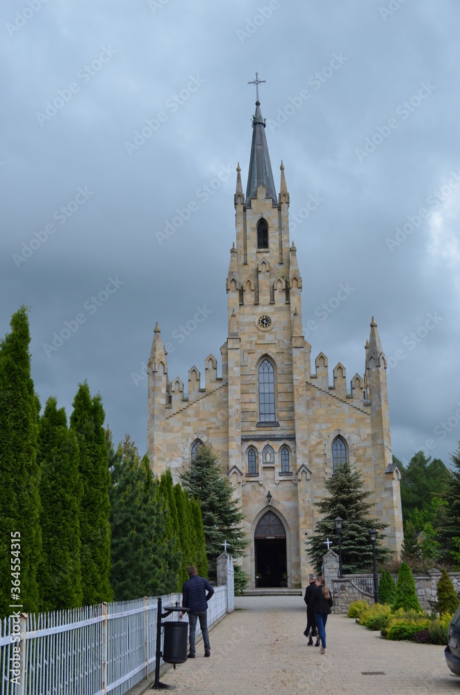 Chochołów - kościół neogotycki pw. św. jacka, Polska - obrazy, fototapety, plakaty 
