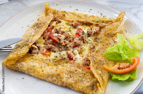 Crepes with tuna and cheese