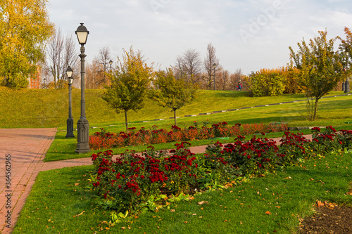Canvas Print Autumn in the park.