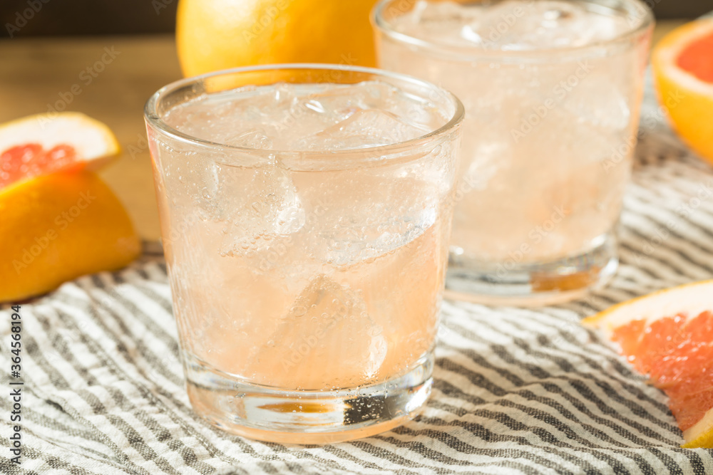 Fototapeta premium Refreshing Cold Sparkling Grapefruit Water