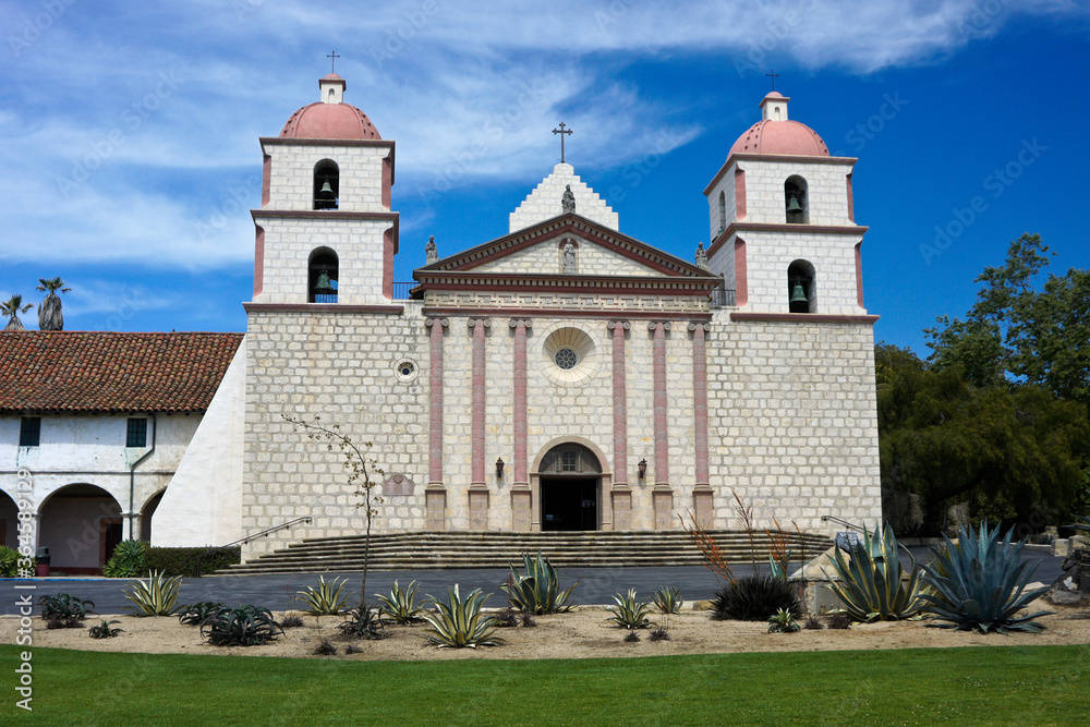Fototapeta premium Mission Santa Barbara, Santa Barbara, California
