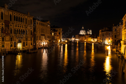 Venice by night © Maurizio Sartoretto