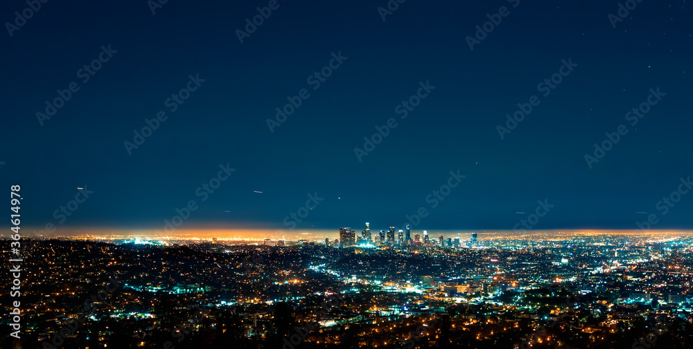 Naklejka premium Aerial view of Downtown Los Angeles at night