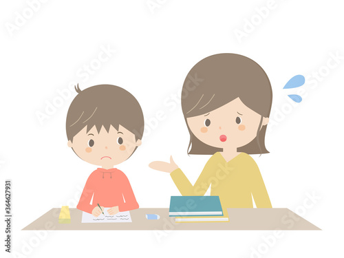 親に言いつけられながら家庭学習する男の子