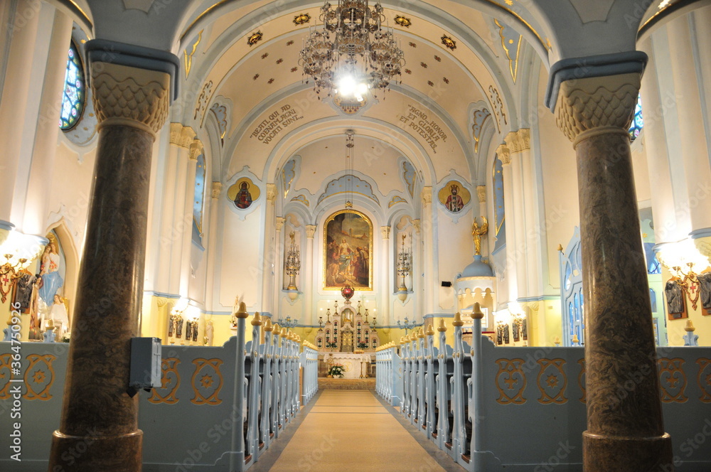 Fototapeta premium ブラチスラバの青い教会 Beautiful blue church in Bratislava