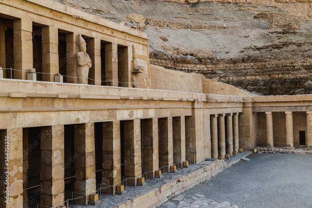 Obraz premium Luxor, Egypt: Queen Hatshepsut temple in Luxor, Egypt.