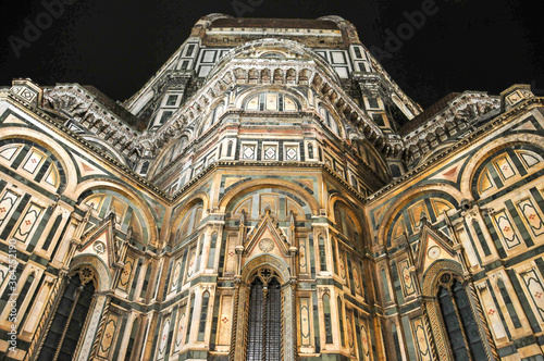 フィレンツェのサン・ジョヴァンニ洗礼堂　Baptistery of San Giovanni in Florence photo