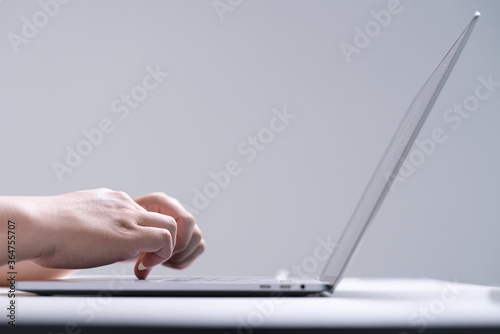 Hand using the touchpad