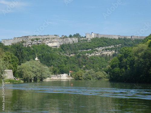 Croisière du Bateau Vauban sur le Doubs à Besançon, France