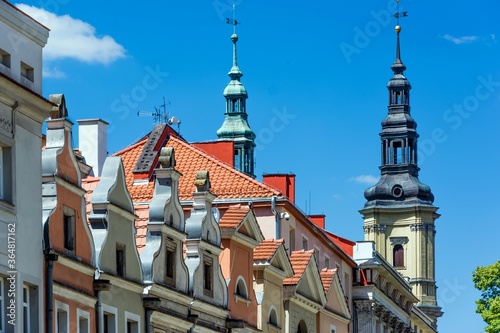Obraz na płótnie Attyki staromiejskich kamienic w salonie