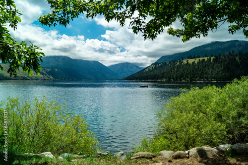 Fototapeta Naklejka Na Ścianę i Meble -  Wallowa Lake viewed from shore in Oregon, USA