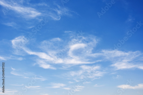 Blue clean sky with light clouds © Bruno Daniel
