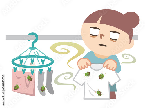 洗濯物に付いたカメムシにショックを受けた主婦