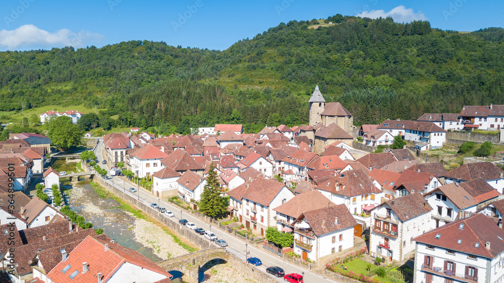 Obraz premium views of otsagavia countryside town in pyrenees, Spain