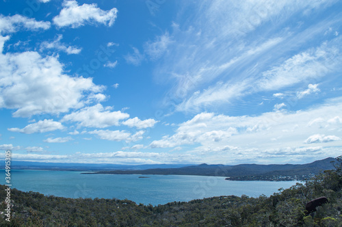 オーストラリア　タスマニア島　ワイングラスベイの反対側