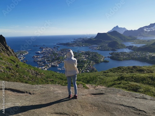 Fløya Hiking Trial Devilsgate Svolvaergeita Northern Norway