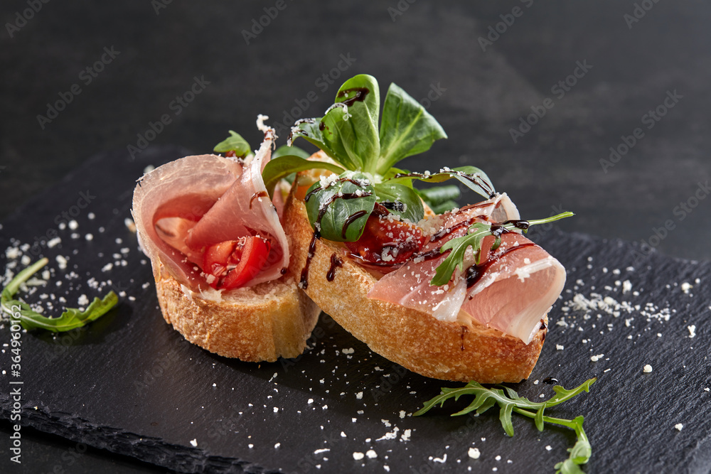 Fototapeta premium canape with meat and vegetables