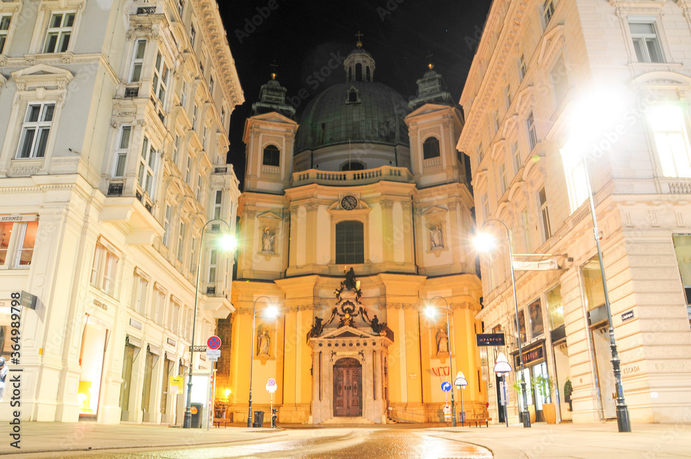 ウィーンの聖ペーター教会　A very beautiful church in Vienna