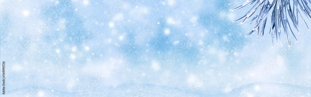 Obraz premium Winter background of snow and the frost with free space for your decoration. Christmas background.