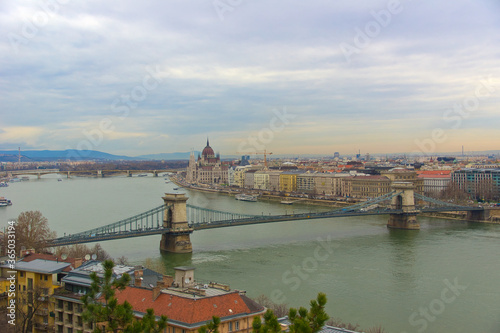 Budapest city skyline at Hungalian Parliament and Danube River, Budapest, Hungary.