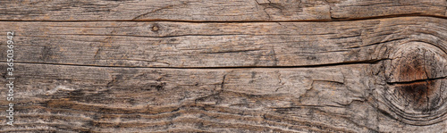 Banner: Holz-Textur auf einem alten rustikalen Balken an einem historischen Bauwerk